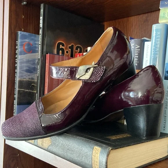 France Mode Purple Leather Mary Jane Shoes Made in France Women's Size 8 - 8.5 - Picture 15 of 16
